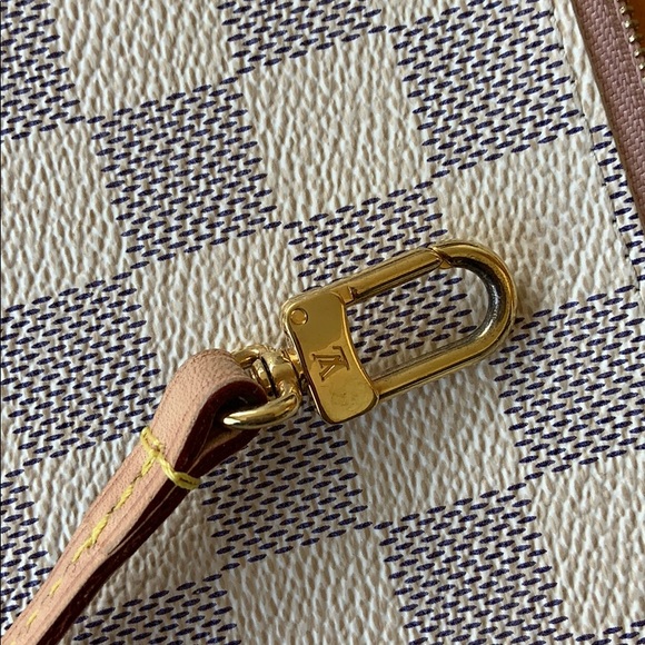 LV NEVERFUL POCHETTE W/ LV STRAP LIMITED EDITION - Picture 2 of 5